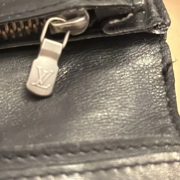 Authentic Louis Vuitton long leather wallet damier black - Picture 5 of 11